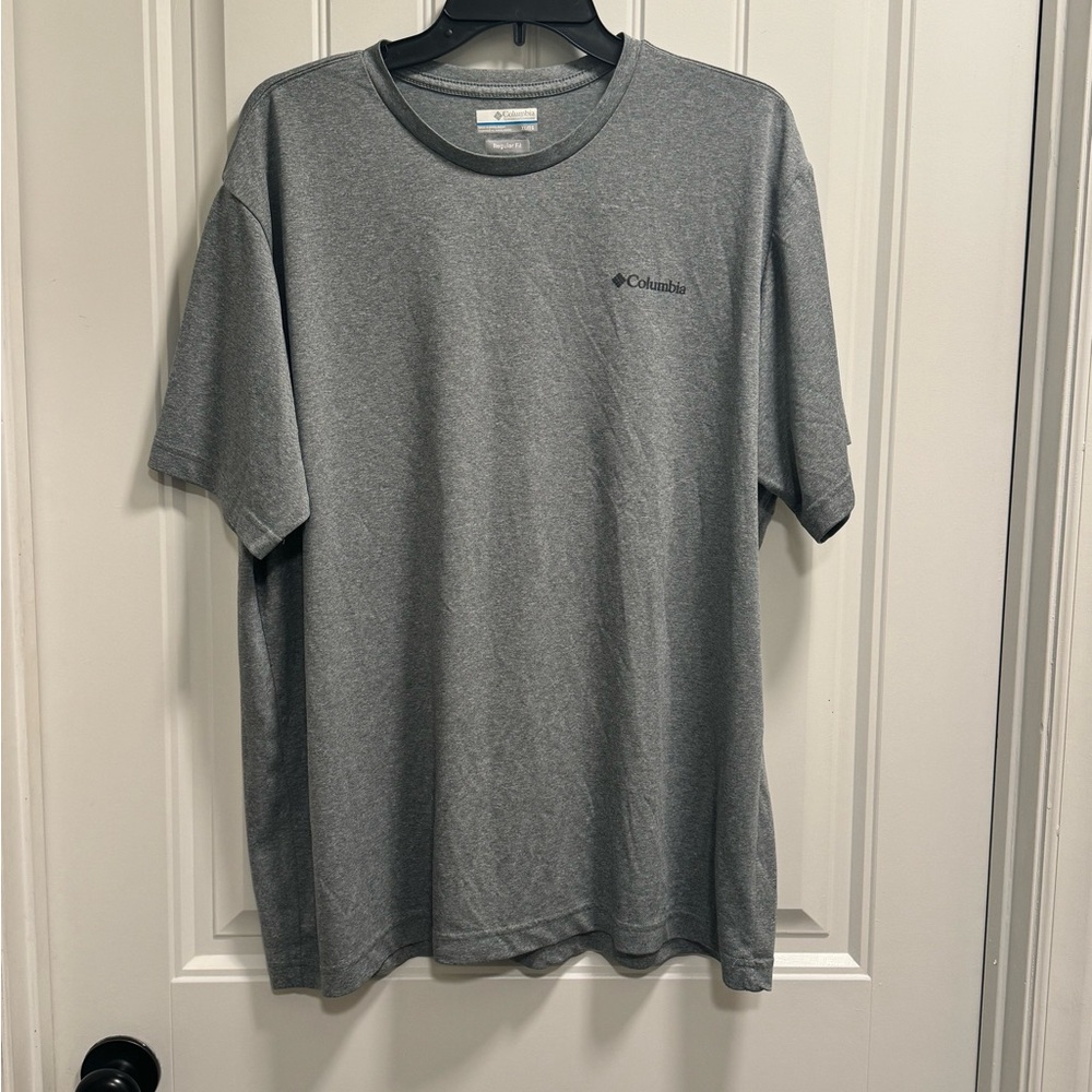 Columbia Men's XL Charcoal Gray Short Sleeve Tee